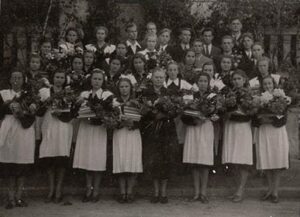 11. izlaidums – klases audzinātāja Klāra Freienberga