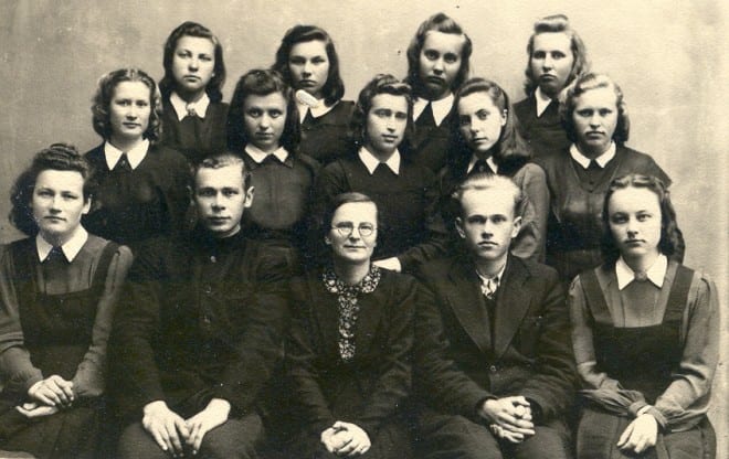 1. izlaidums, 1. foto – audzinātāja Lizete Kārkliņa